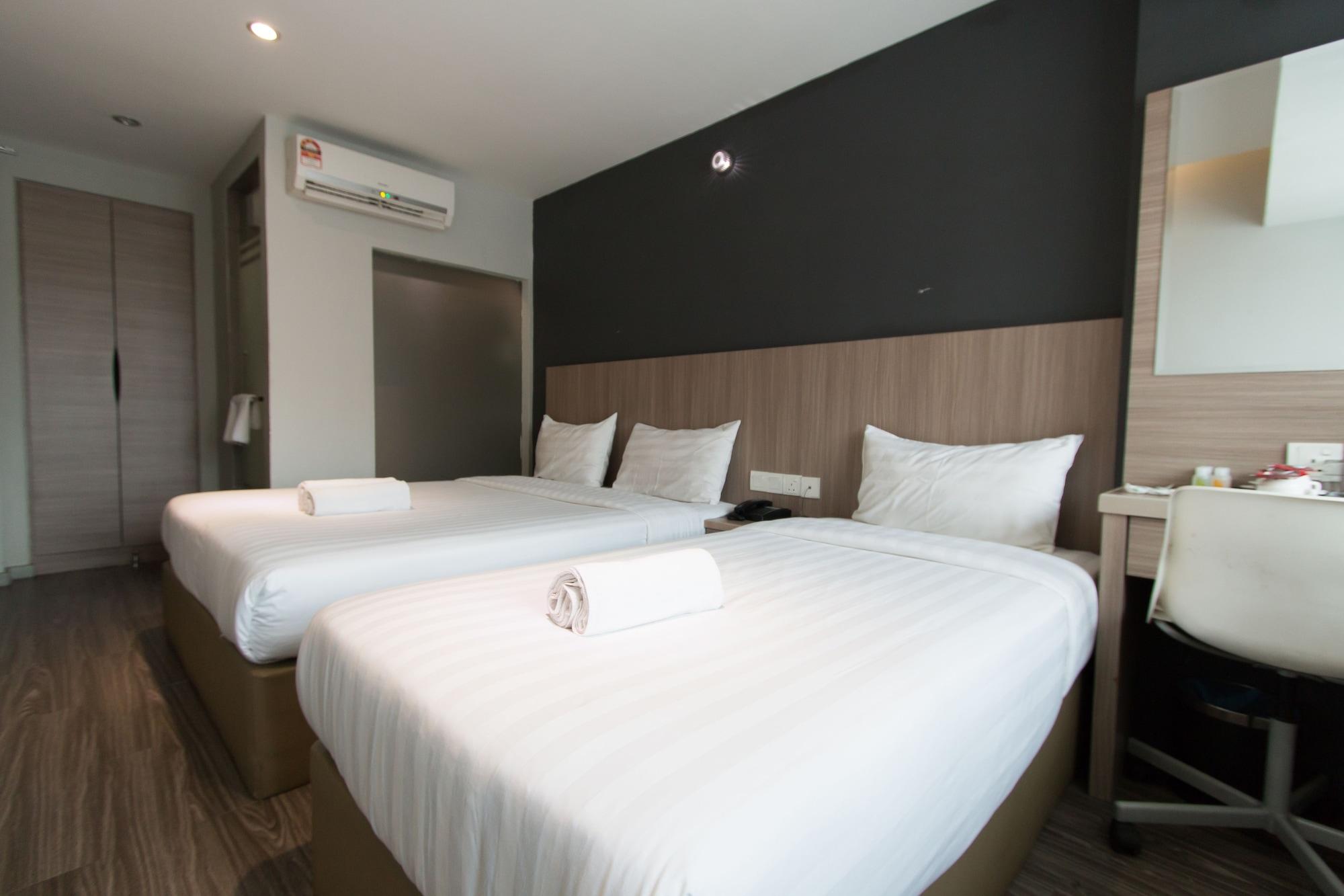 Hotel 99 Ss2 Петалинг-Джая Экстерьер фото