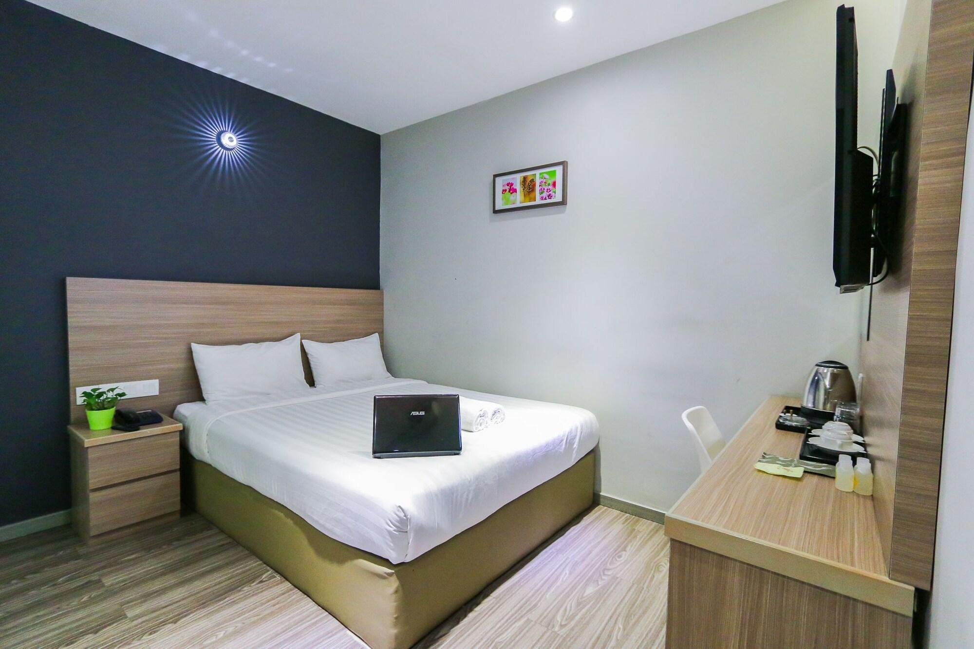 Hotel 99 Ss2 Петалинг-Джая Экстерьер фото