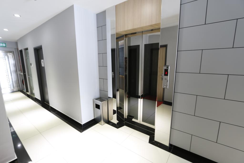 Hotel 99 Ss2 Петалинг-Джая Экстерьер фото
