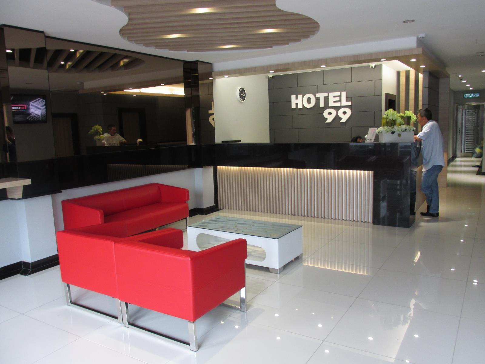 Hotel 99 Ss2 Петалинг-Джая Экстерьер фото