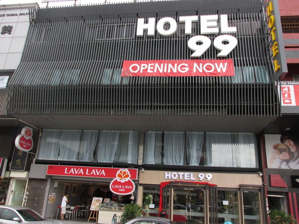 Hotel 99 Ss2 Петалинг-Джая Экстерьер фото