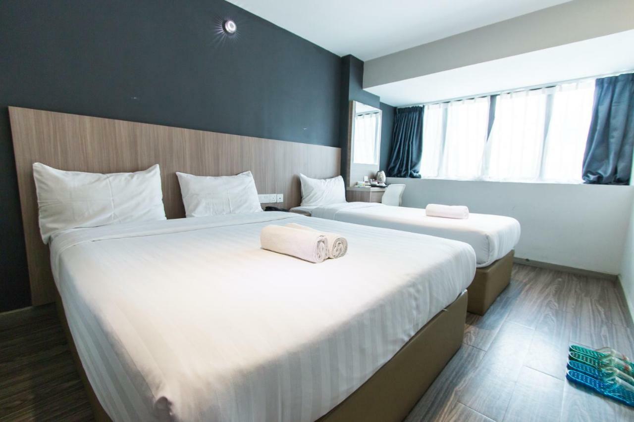 Hotel 99 Ss2 Петалинг-Джая Экстерьер фото